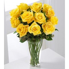Sunny Roses - 12 Stems In Vase